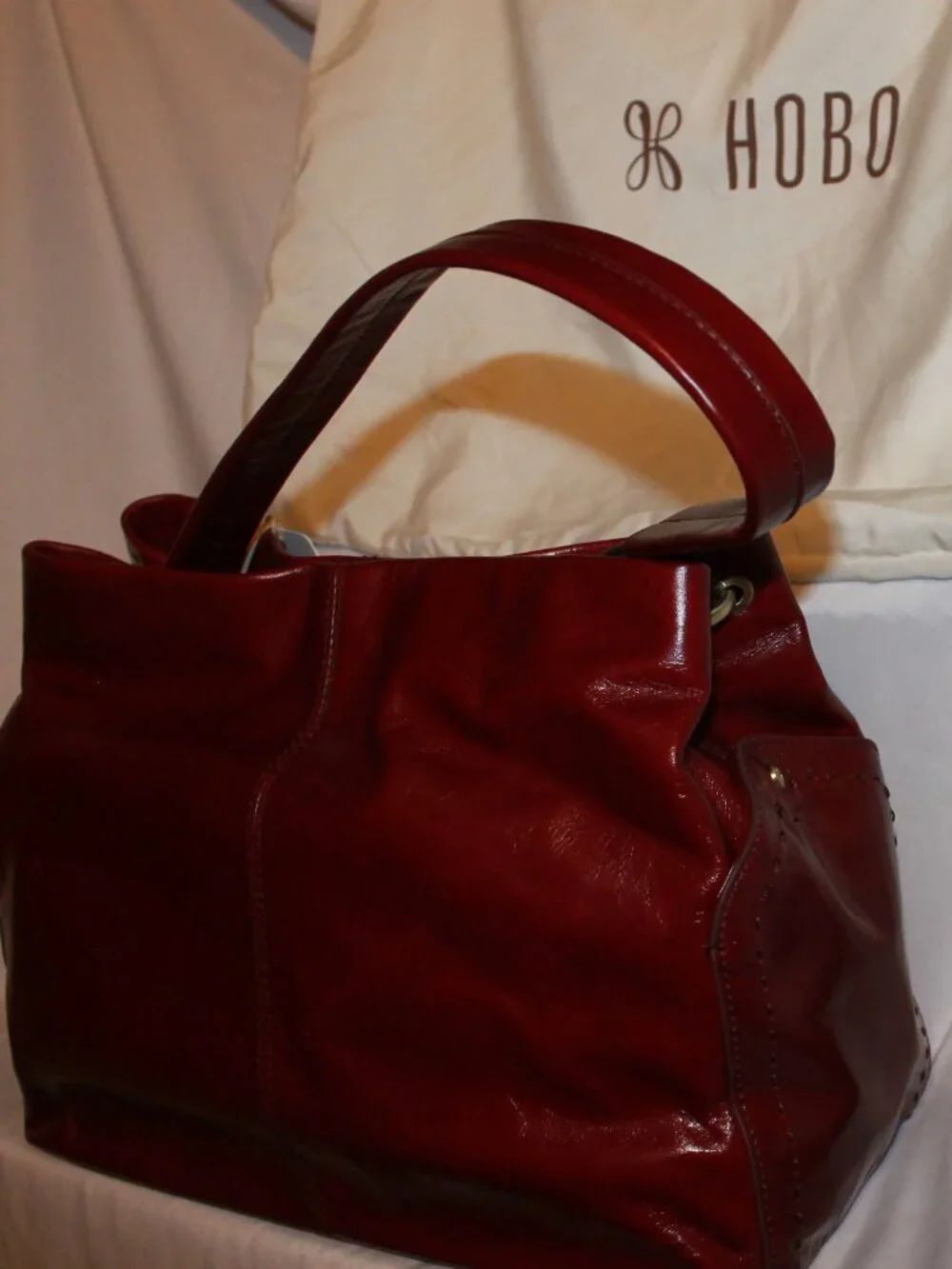 HOBO Seneca Shoulder Bag in a Saddleberry color - Picture 4 of 4